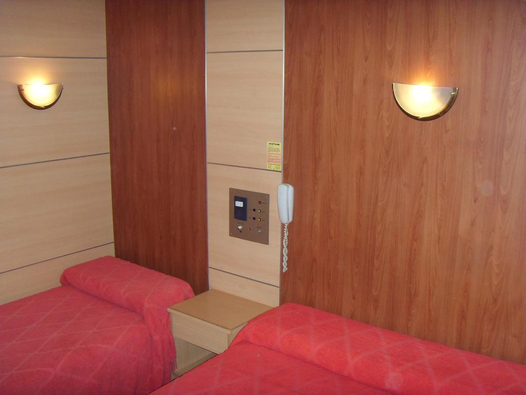 Hotel Embajador Росарио Номер фото