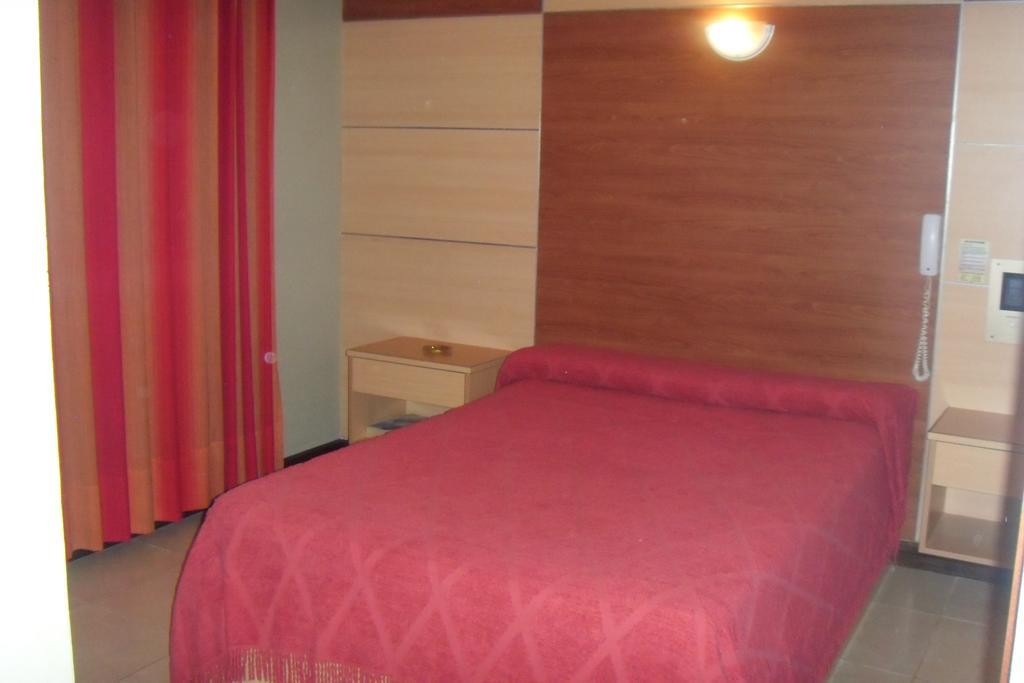 Hotel Embajador Росарио Номер фото
