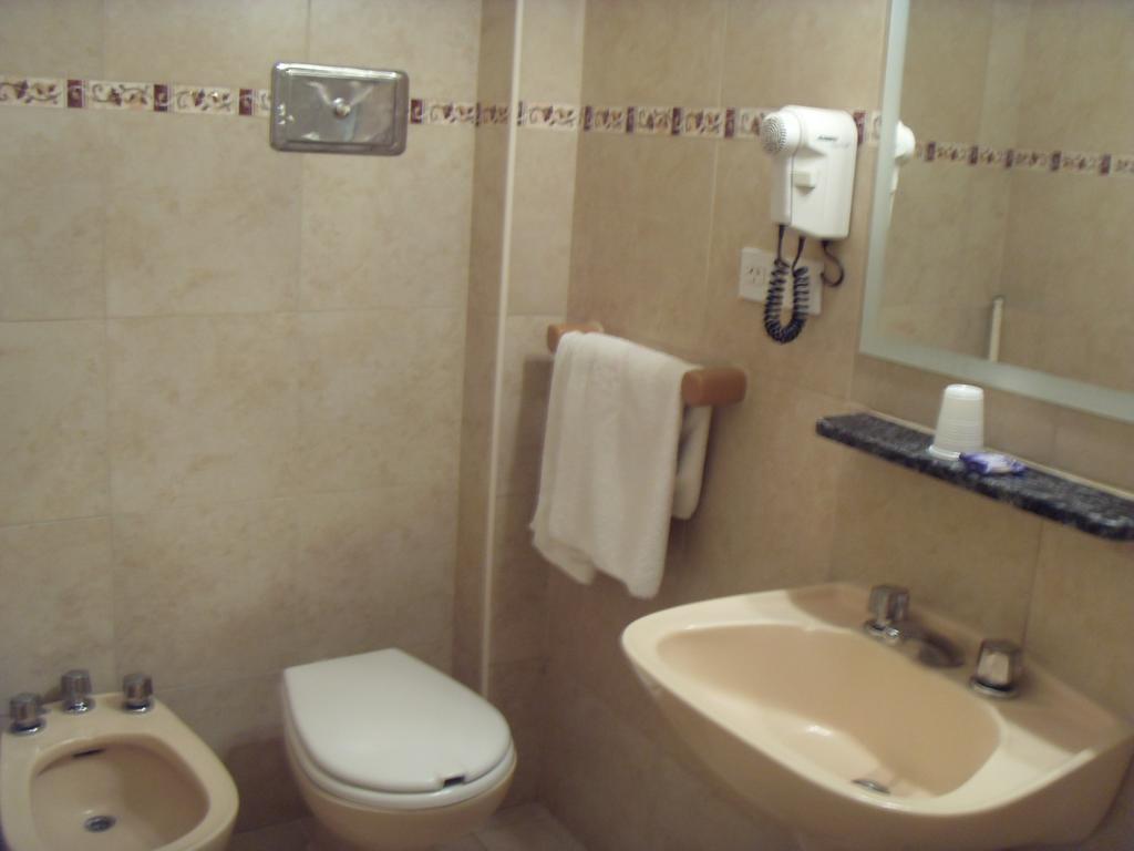 Hotel Embajador Росарио Номер фото